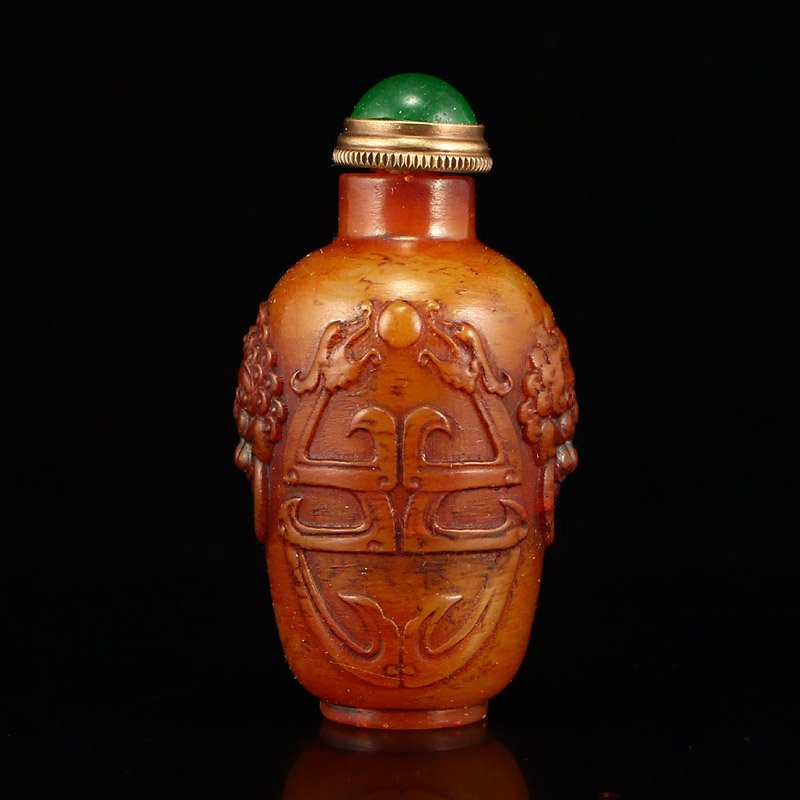 Chinese Qing Dynasty Shoushan Stone Snuff Bottle (1 of 6)