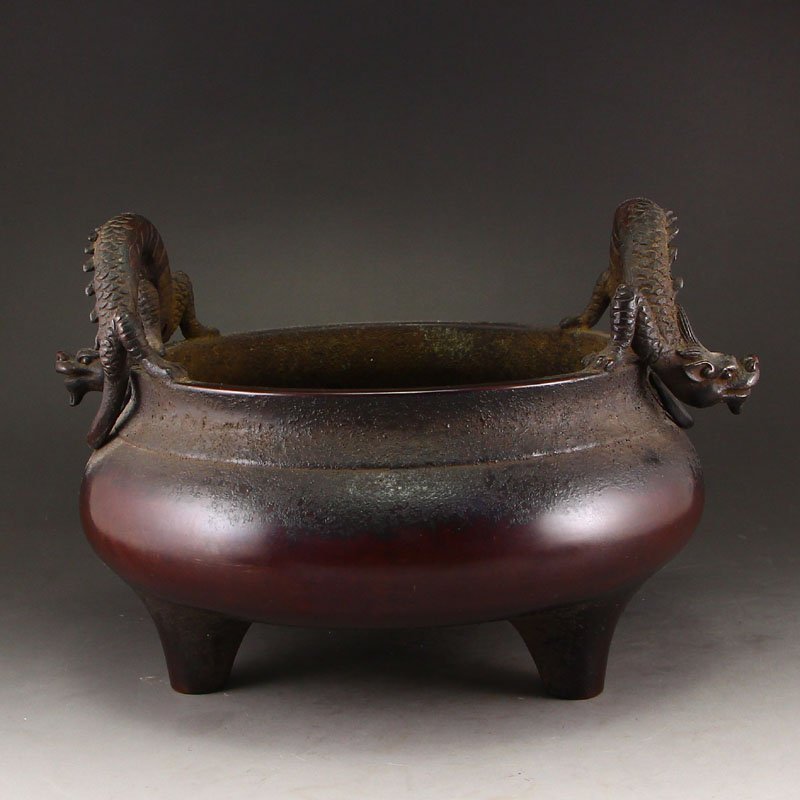 Chinese Ming Dy Red Copper Chi Dragons Incense Burner: 中國明代 宣德款 紫銅 雙龍香爐 Chinese Ming Dynasty Red Copper Chi Dragons Incense Burner Dimension: 210x198x140(mm)8.27x7.