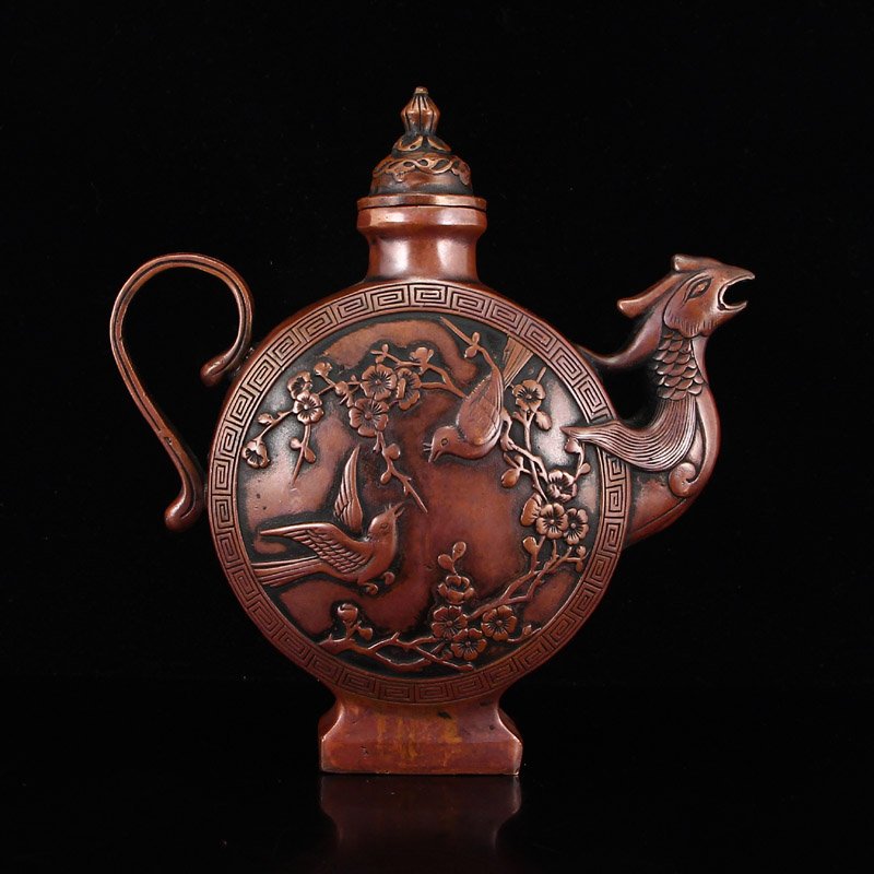 Chinese Qing Dy Red Copper Phoenix Head Wine Pot: Chinese Qing Dynasty Red Copper Phoenix Head Wine Pot w Qianlong MarkDimension: 90 x 80 x 35(mm)3.54 x 3.15 x 1.38(inches) Weight: 1.50 lbs/679 g
