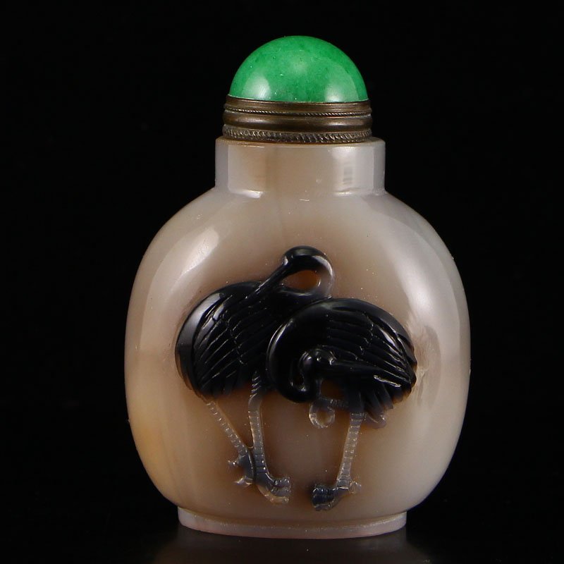 Chinese Natural Agate Snuff Bottle w Cranes (1 of 6)