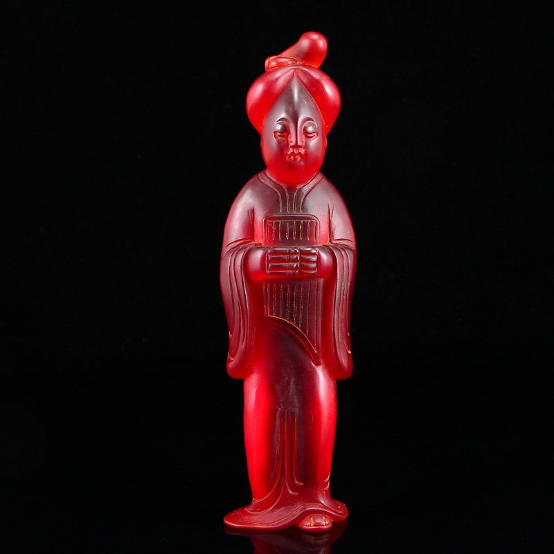 Vintage Chinese Red Zircon Statue - Woman: Vintage Chinese Red Zircon Statue - Woman Dimension: 138x35x27(mm) 5.43x1.38x1.06(inches) Weight: 0.75 lbs/342 g