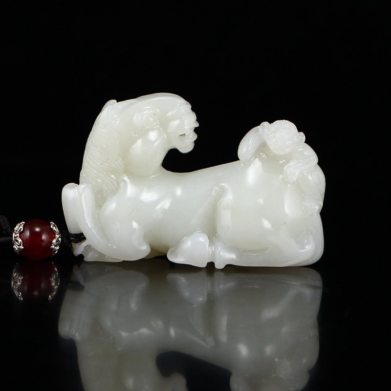 Superb Chinese Hetian Jade Statue - Monkey & Horse (1 of 6)