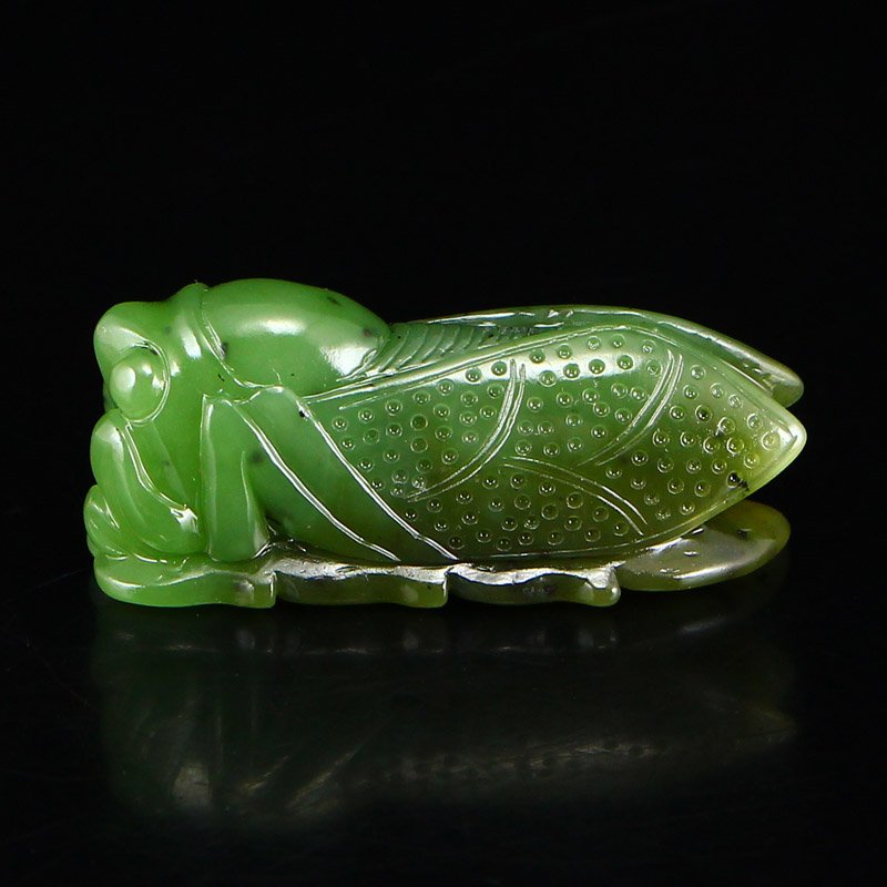 Chinese Natural Green Hetian Jade Pendant - Cicada (1 of 7)