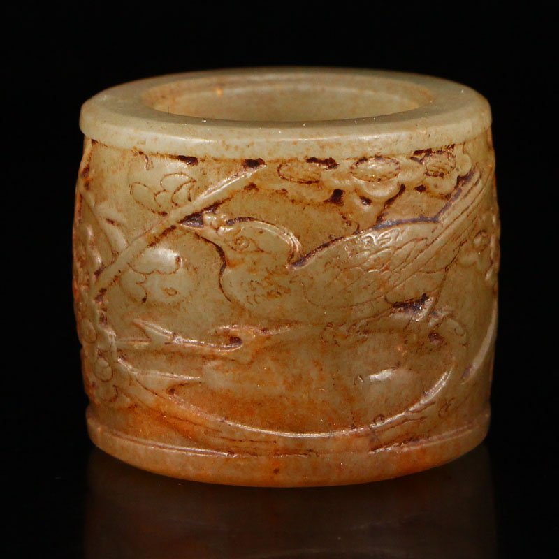 Vintage Chinese Hetian Jade Thumb Ring (1 of 6)