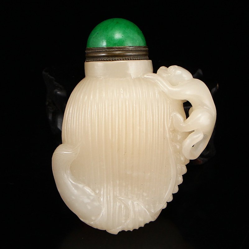 Vintage Chinese Hetian Jade Monkey & Corn Snuff Bottle (1 of 8)