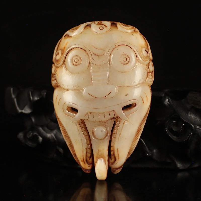Vintage Chinese Hetian Jade Beast Head Belt Buckle (1 of 6)