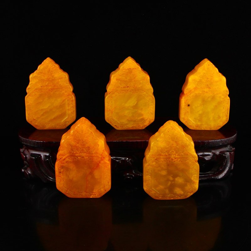 Five Vintage Shoushan Stone Tianhuang Stone Pendants (1 of 7)