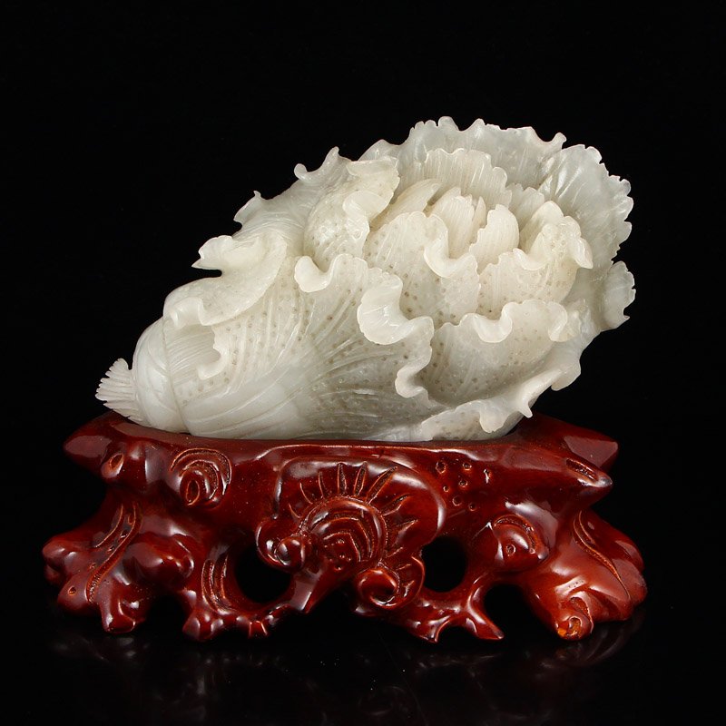 Chinese Natural Hetian Jade Fortune Cabbage Statue (1 of 6)
