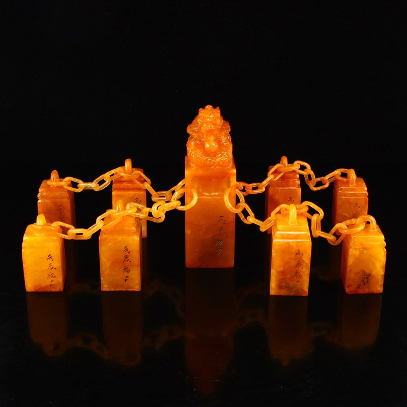 A Set Shoushan Stone Tianhuang Stone Dragon Seals (1 of 10)