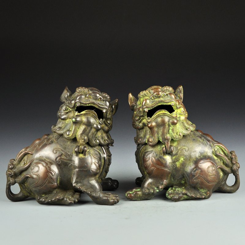 A Pair Vintage Chinese Bronze Lions Incense Burner (1 of 9)