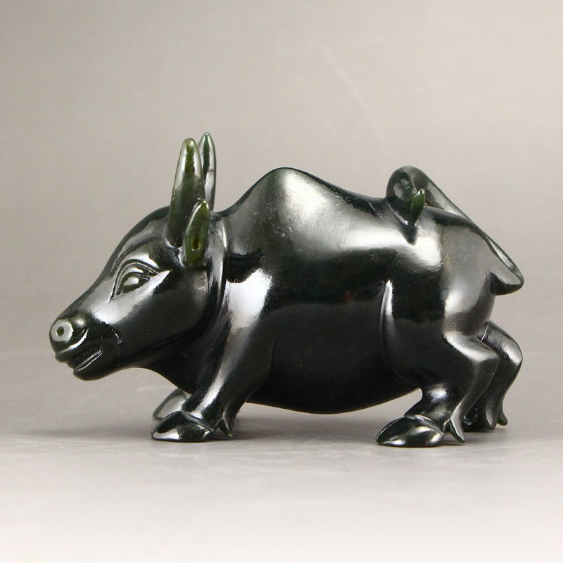Chinese Deep Green Hetian Jade Statue - Ox (1 of 8)
