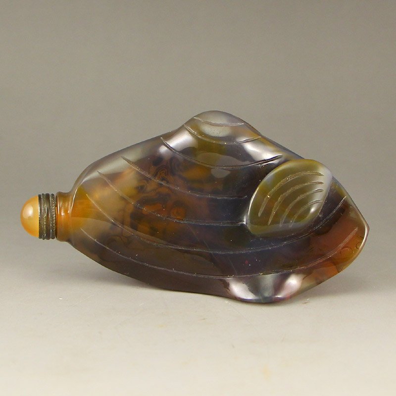 Vintage Chinese Agate Carved Shell Snuff Bottle (1 of 7)