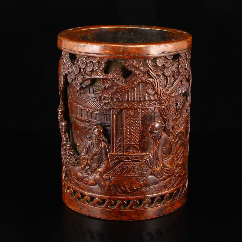 Chinese Red Copper Double Layer Relief Figure Brush Pot: Chinese Red Copper Double Layer Relief Figure Brush Pot Dimension: 105 x 105 x 135 (mm) 4.13 x 4.13 x 5.31(inches) Weight: 4.40 lbs/1998 g