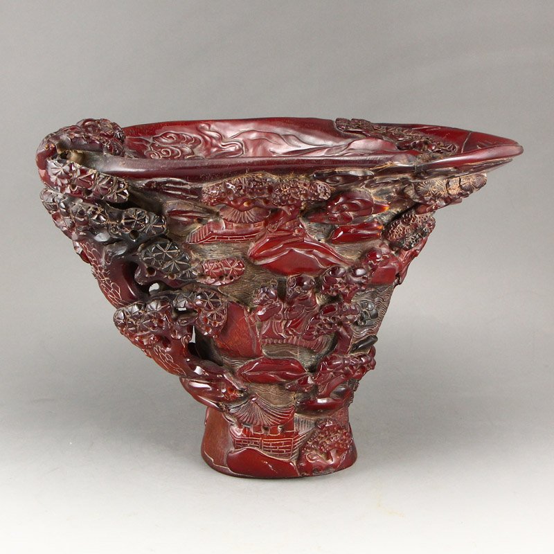 Chinese Qing Dynasty Ox Horn Low Relief Cup: 中國清代 乾隆年制 精美角雕 世外桃源 怡情山水 角杯擺件 Qi