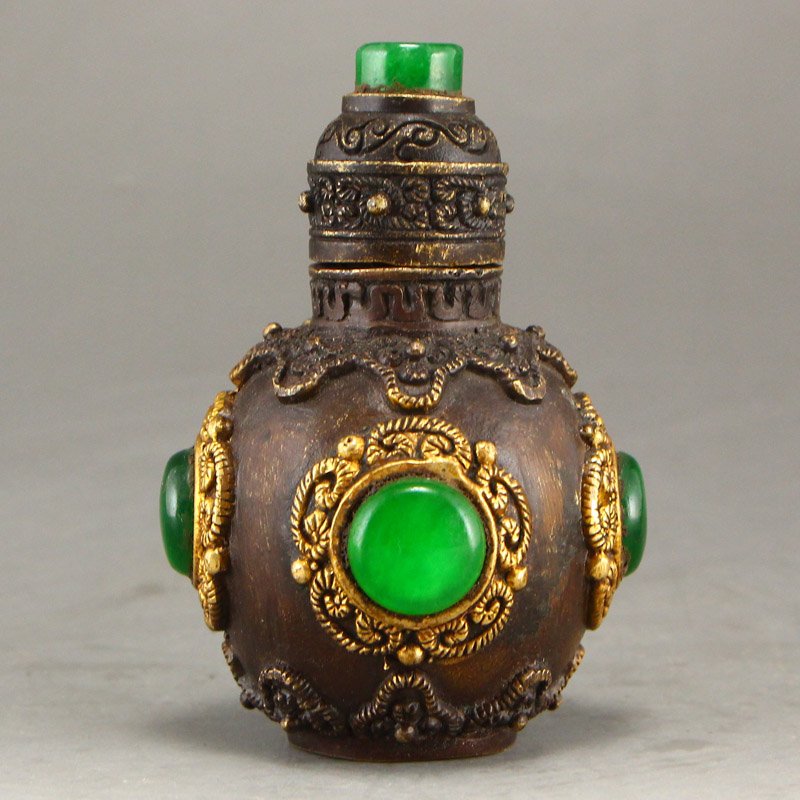 Qing Dy Gilt Gold Bronze Inlay Jadeite Snuff Bottle (1 of 7)
