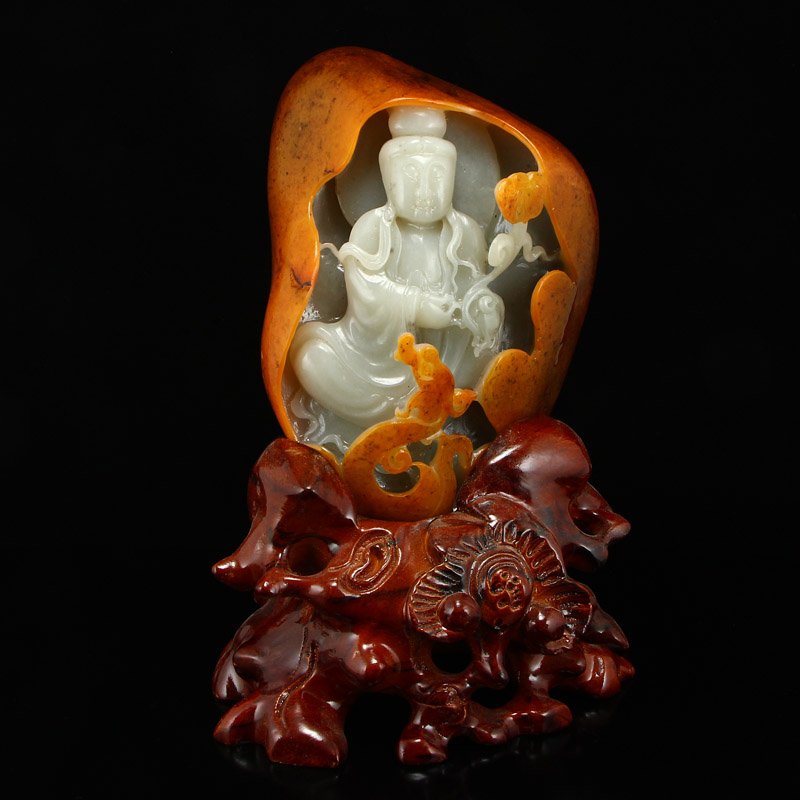 Superb Chinese Hetian Jade Kwan-yin Statue (1 of 10)