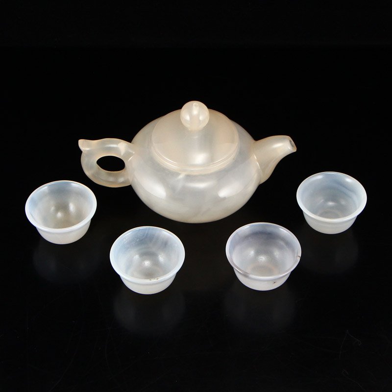 A Set Chinese Natural Agate Teapot & Cups (1 of 9)