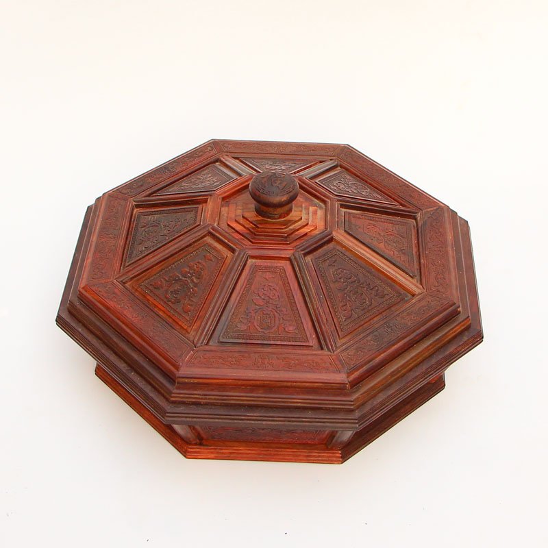 Vintage Chinese Zitan Wood Food Box: Vintage Chinese Zitan Wood Food Box Dimension: 350 x 350 x 130(mm) 13.78 x 13.78 x 5.12(inches) Weight 6.64 lbs/3010 g
