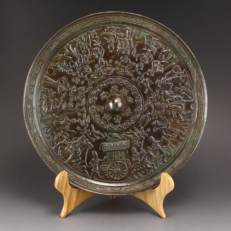 Vintage Chinese Low Relief Figures Design Bronze Mirror: 中國唐代 浮雕人物圖案 青銅鏡 Vintage Chinese Low Relief Figures Design Bronze Mirror Dimension:220 x 220 x 9 (mm) 8.66 x 8