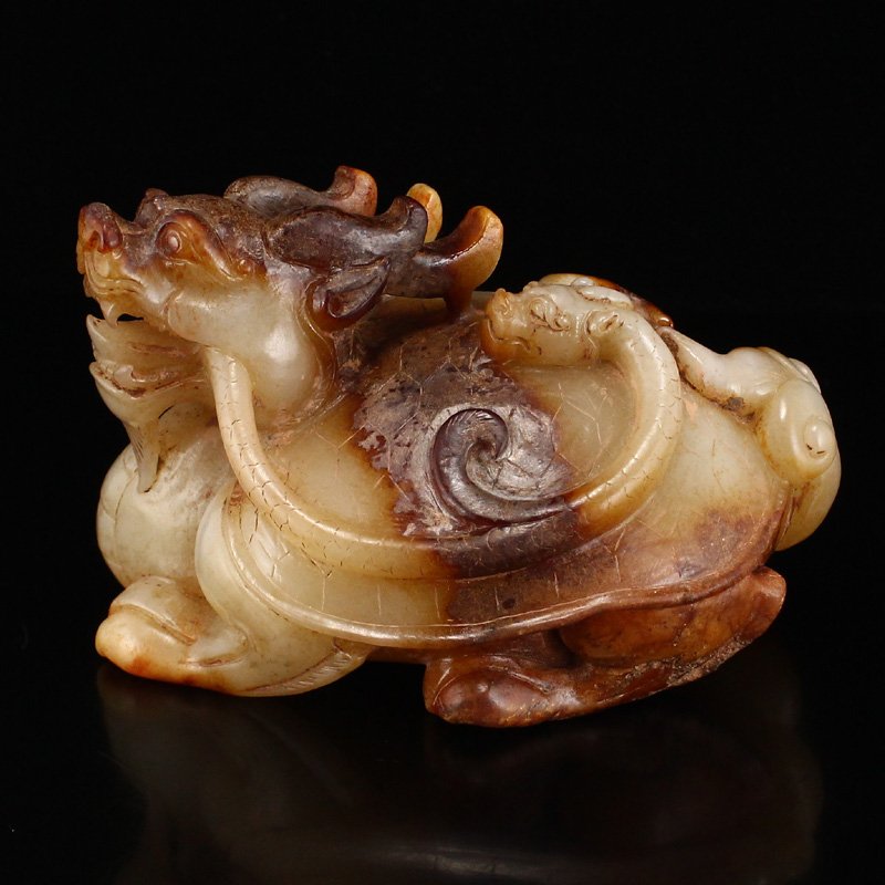 Vintage Chinese Hetian Jade Statue - Dragon Turtle: Vintage Chinese Hetian Jade Statue - Dragon Turtle Dimension: 115 x 88 x 70(mm)4.53 x 3.46 x 2.76(inches) Weight 1.79 lbs/810 g The wooden stand no included.
