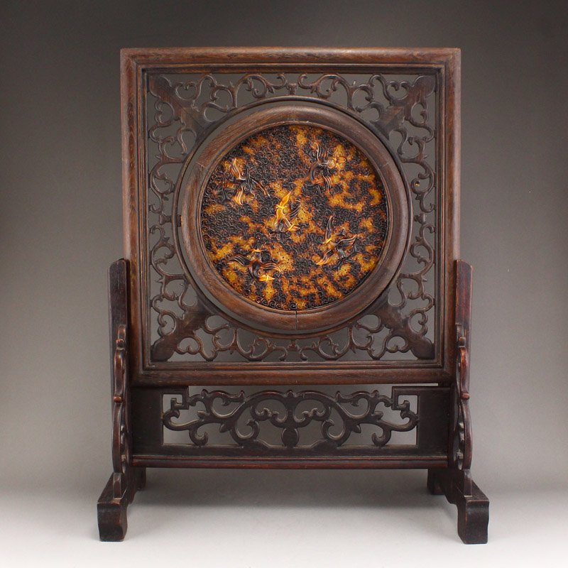 Openwork Zitan Wood Inlay Hawksbill Turtle Screen: Openwork Chinese Zitan Wood Inlay Hawksbill Turtle Screen Dimension: 360 x 275 x 130 (mm) 14.17 x 10.83 x 5.12 (inches) Weight: 1.41 lbs/642 g