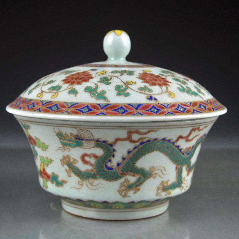 Chinese Dou Cai Porcelain Dragon Teacup: Chinese Ming Dynasty Dou Cai Porcelain Dragon Teacup Dimension: 170 x 170 x 140(mm) 6.69 x 6.69 x 5.51(inches)