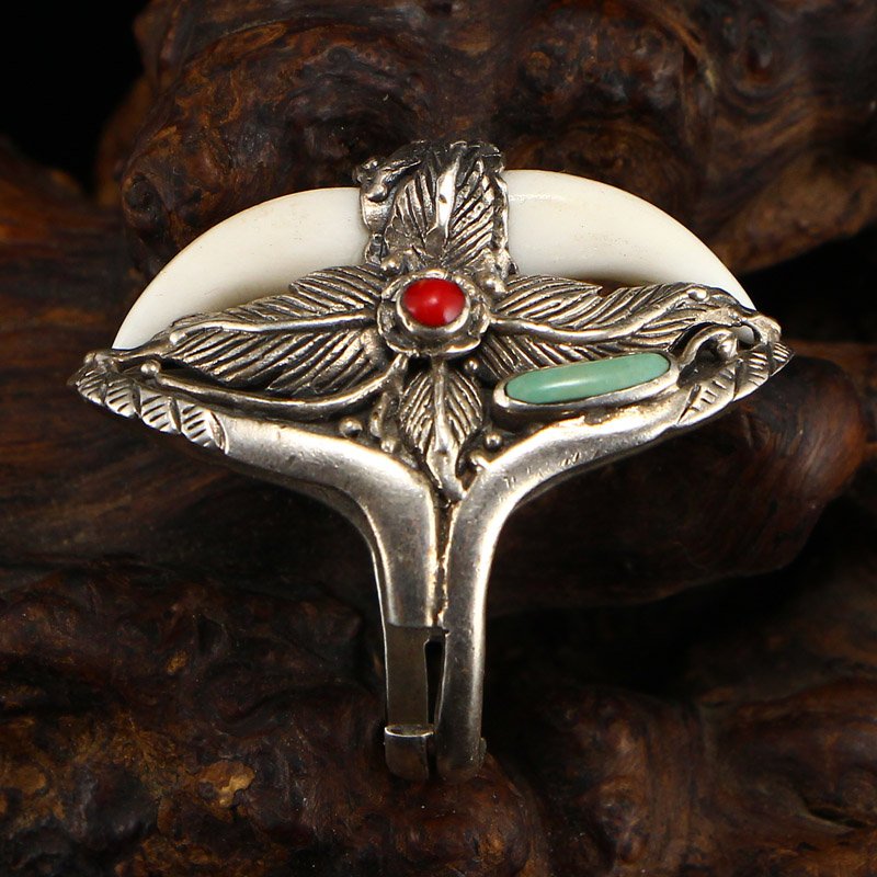 Chinese Sterling Silver Inlay Turquoise & Coral Ring: Chinese Sterling Silver Inlay Turquoise & Coral Men's Ring Dimension: 20 x 41(mm)0.79 x 1.61(inches) Weight: 0.04 lbs/20 g