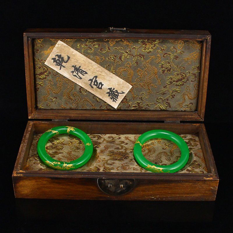 Pair Gilt Gold Green Agate Bracelets w Zitan Wood Box (1 of 8)