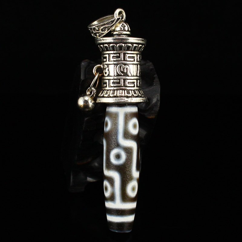 Tibetan Silver Inlay DZI Agate Sky Eyes Pendant (1 of 7)