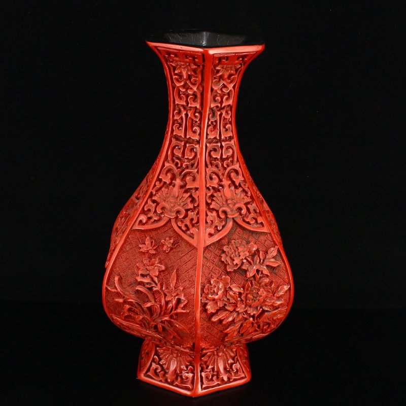 Vintage Chinese Red Lacquerware Low Relief Vase (1 of 9)