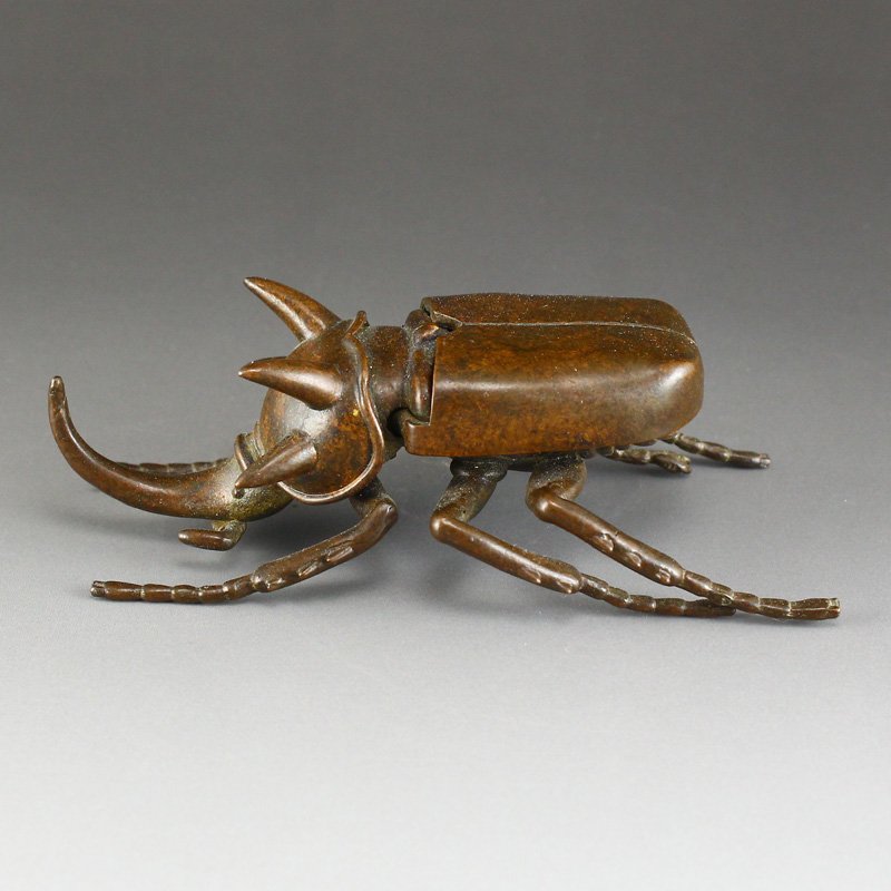 Exquisite Chinese Red Copper Beetle Statue: Exquisite Chinese Red Copper Beetle Statue Dimension: 110 x 50 x 37（mm) 4.33 x 1.97 x 1.46(inches) Weight: 0.30 lbs/138 g
