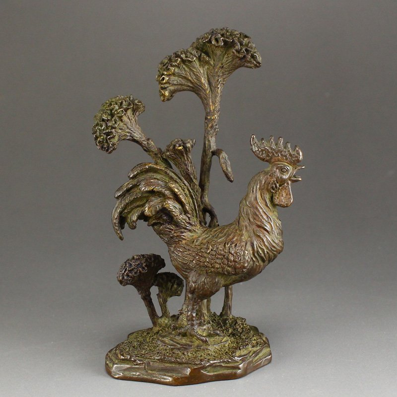 Vintage Chinese Red Copper Rooster & Cockscomb Statue: Vintage Chinese Red Copper Rooster & Cockscomb Statue Dimension: 100 x 63 x 38(mm) 3.94 x 2.48 x 1.50(inches) Weight: 0.55 lbs/250 g