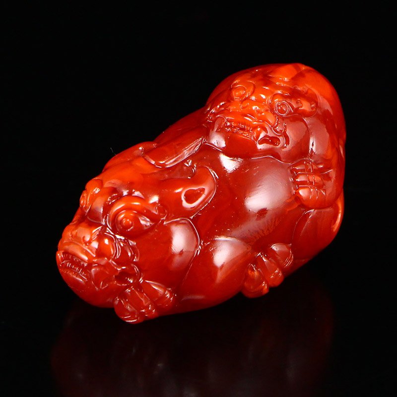 Chinese Natural Nan Hong Agate Double Beasts Pendant (1 of 8)