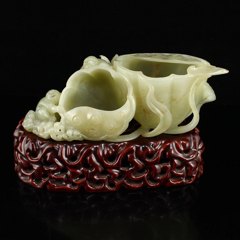 Chinese Hetian Jade Lotus Pod & Urchins Brush Washer (1 of 9)