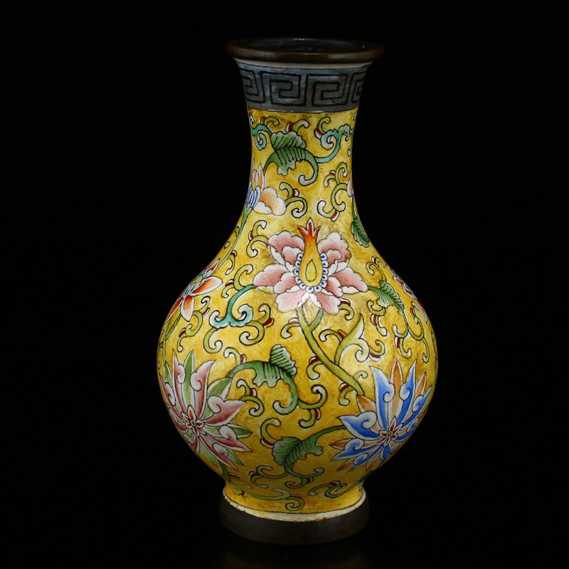 Vintage Chinese Red Copper Enamel Snuff Bottle (1 of 7)