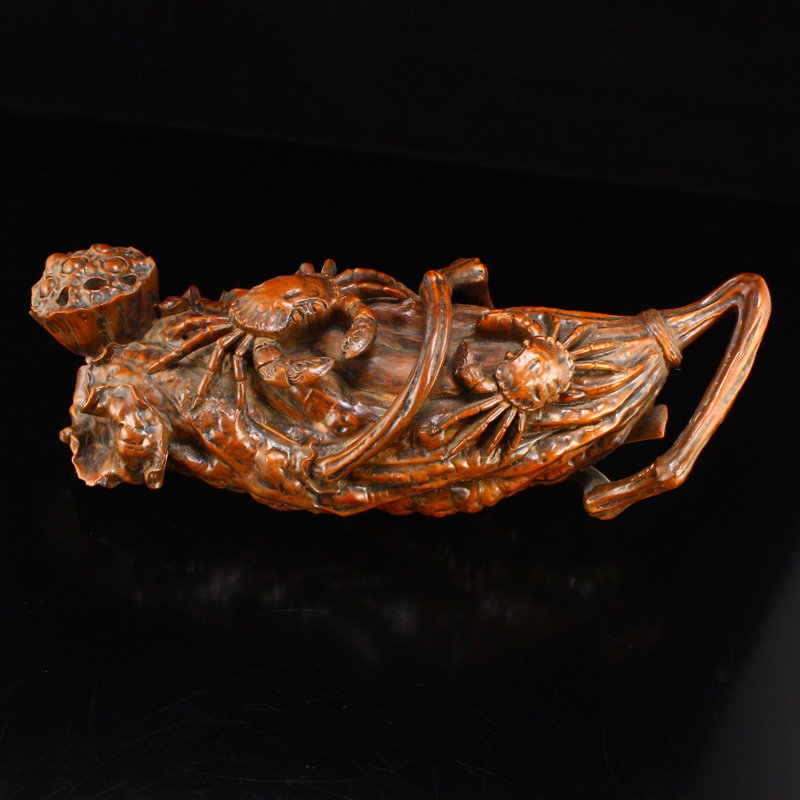 Chinese Boxwood Wood Lotus Leaf & Crab Statue (1 of 7)