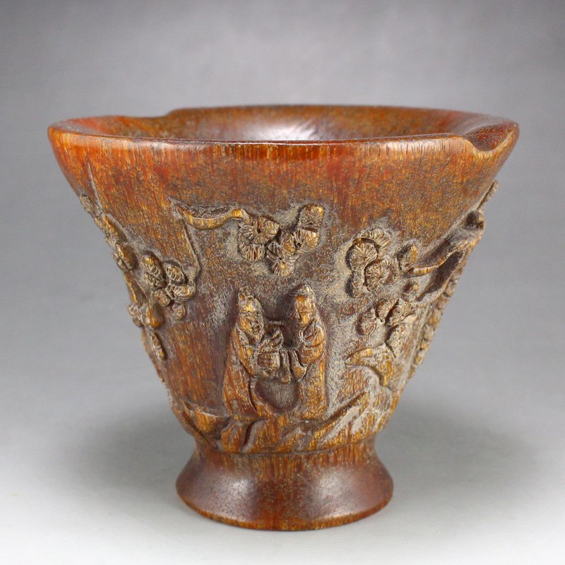 Vintage Chinese Ox Horn Wine Cup: Vintage Chinese Ox Horn Wine Cup Dimension: 102 x 102 x 78(mm)4.01x 4.01 x 3.07(inches) Weight:0.62 lbs/280 g