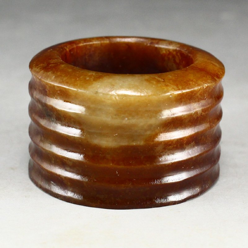 Vintage Chinese Hetian Jade Thumb Ring (1 of 6)
