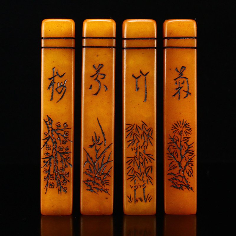 A Set Four Vintage Chinese Shoushan Stone Seals (1 of 7)