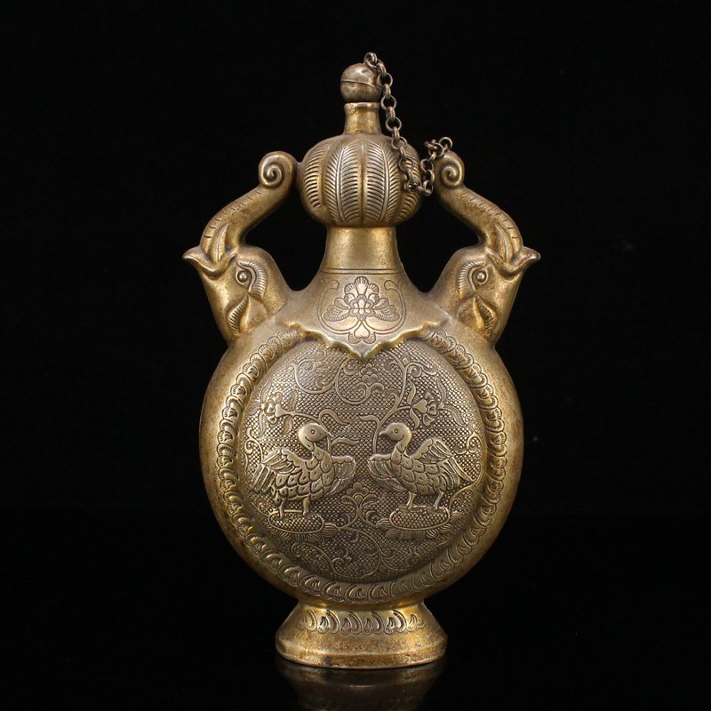 Vintage Silver Elephant Heads Double Ears Snuff Bottle (1 of 8)