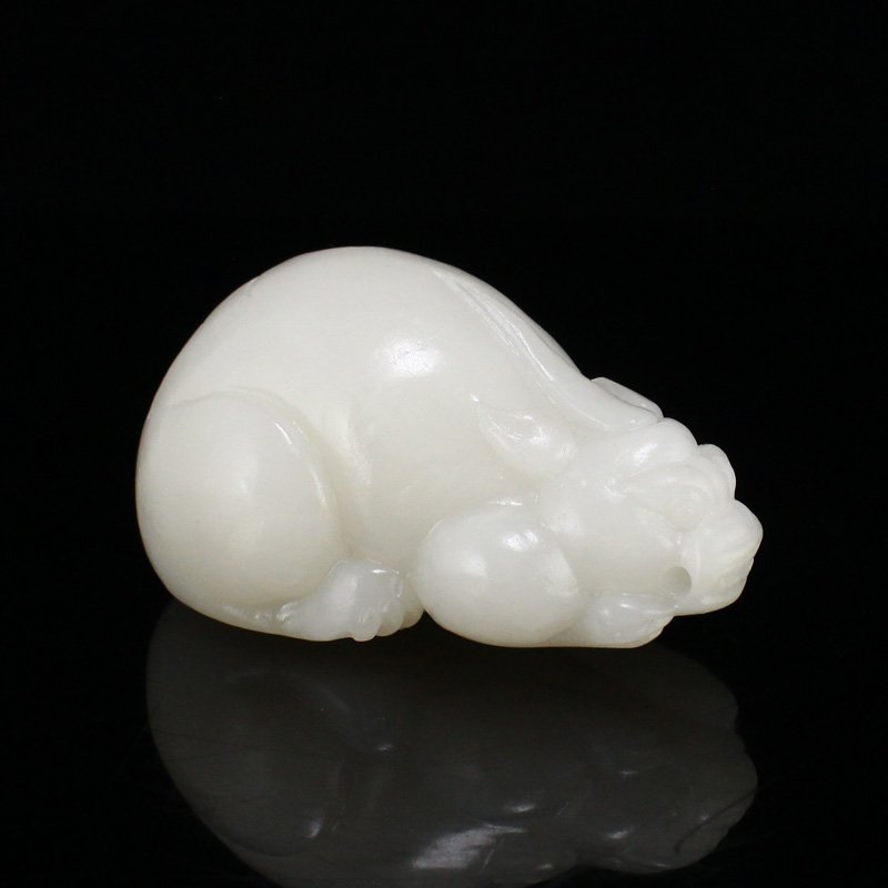 Chinese Natural White Hetian Jade Fortune Pixiu Statue (1 of 8)