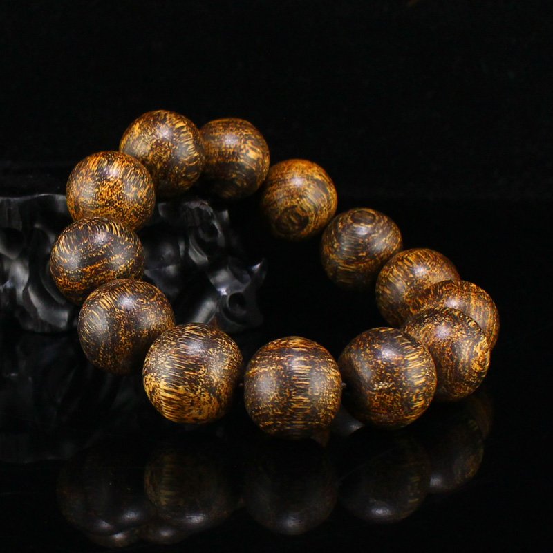 18 MM Vintage Chinese Chenxiang Wood Beads Bracelet (1 of 7)