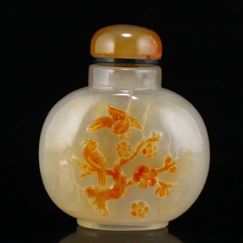Qing Dy Agate Magpie & Plum Flower Snuff Bottle (1 of 8)