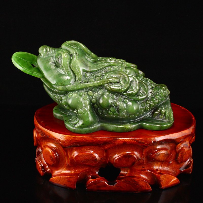 Chinese Natural Green Hetian Jade Fortune Toad Statue (1 of 8)