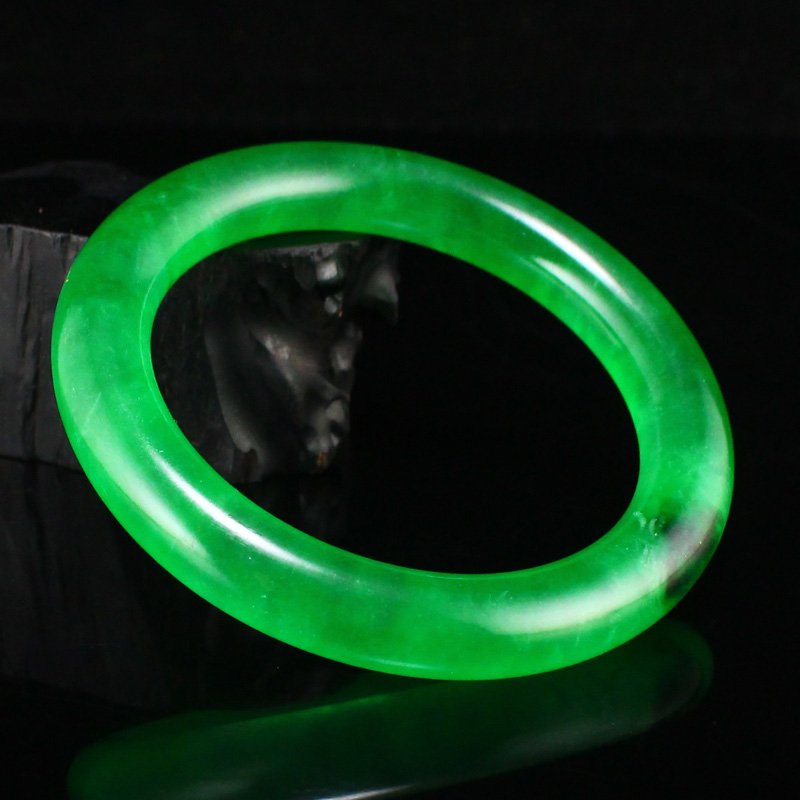 Inside Diameter 57 MM Beautiful Green Jadeite Bracelet (1 of 8)