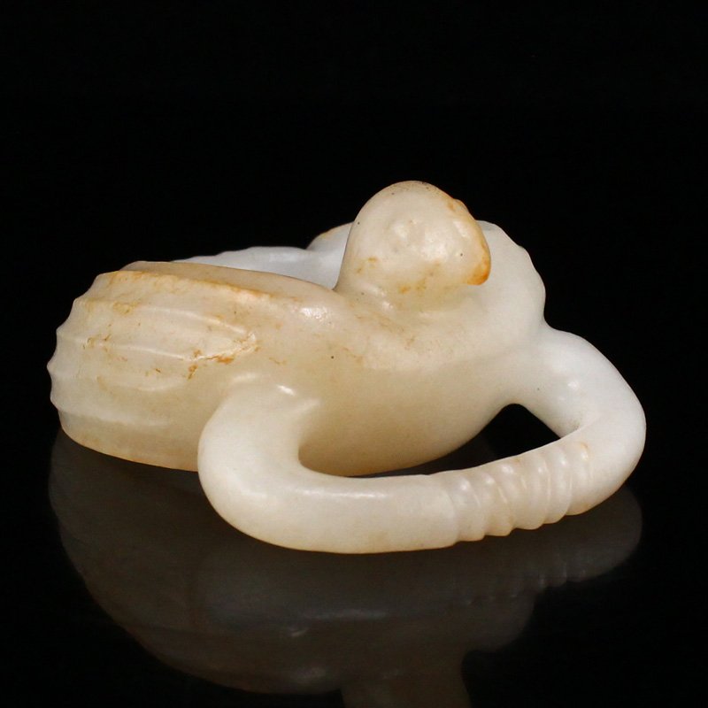 Vintage Chinese Hetian Jade Ring (1 of 7)