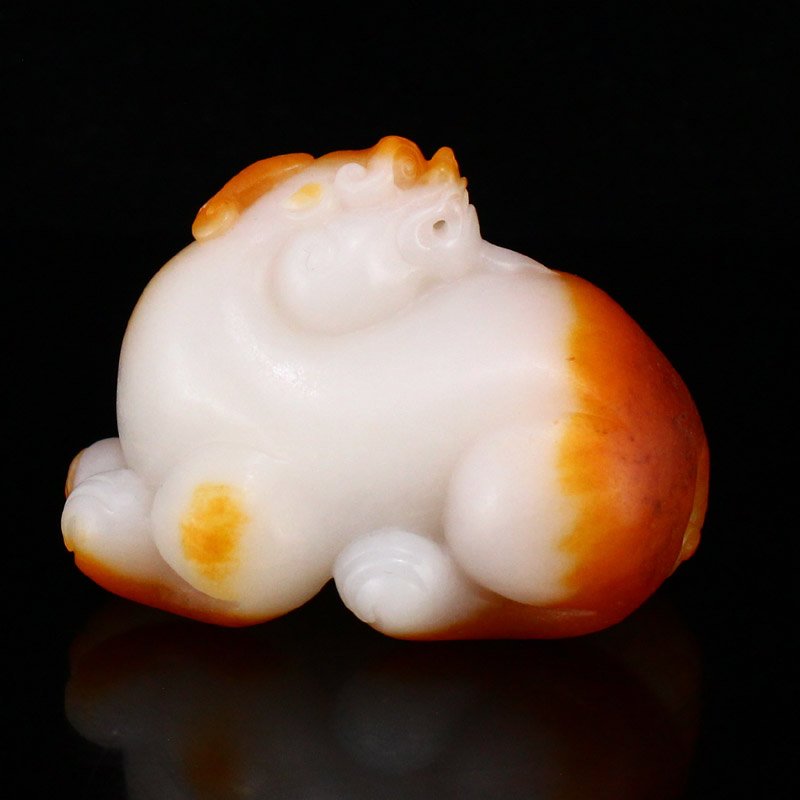 Chinese Hetian Jade Fortune Beast Pendant w Certificate (1 of 7)