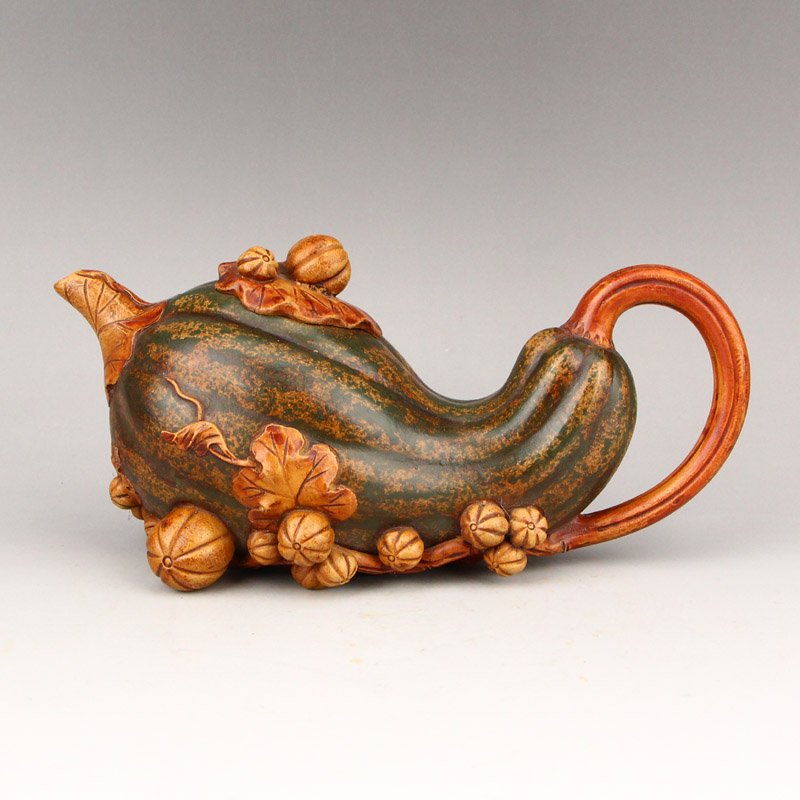 Chinese Yixing Zisha Clay Pumpkin Shape Teapot (1 of 10)