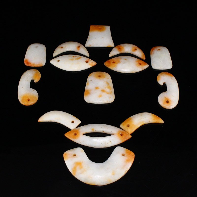 Superb Vintage Chinese Hetian Jade Facial Makeup Puzzle (1 of 9)