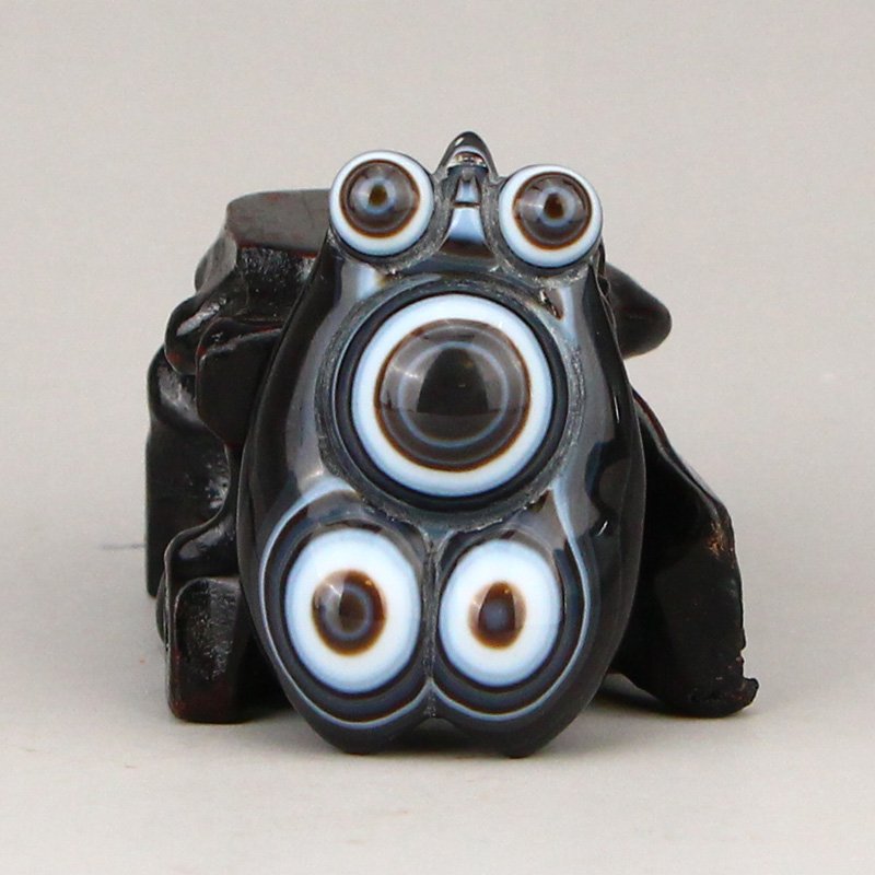 Vintage Tibetan DZI Agate Cicada Pendant (1 of 5)